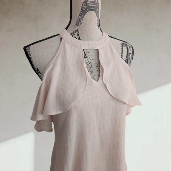 Candie's gold pinstripe tank top - Picture 3 of 9